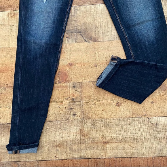 EXPRESS Mid-Rise Distressed Skinny Jeans - Picture 4 of 10